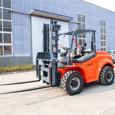 Forklift ta' clearance għolja mill-art